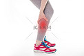 女性疼痛腿疼损伤肌肉摄影图配图