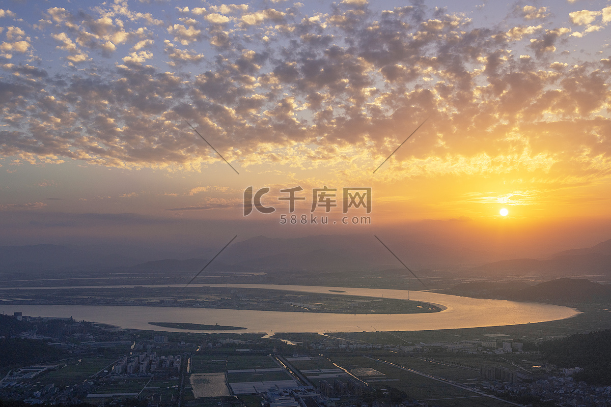 夕阳 