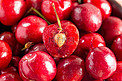 水果果蔬樱桃水果美食新鲜车厘子热带甜蜜摄影图配图
