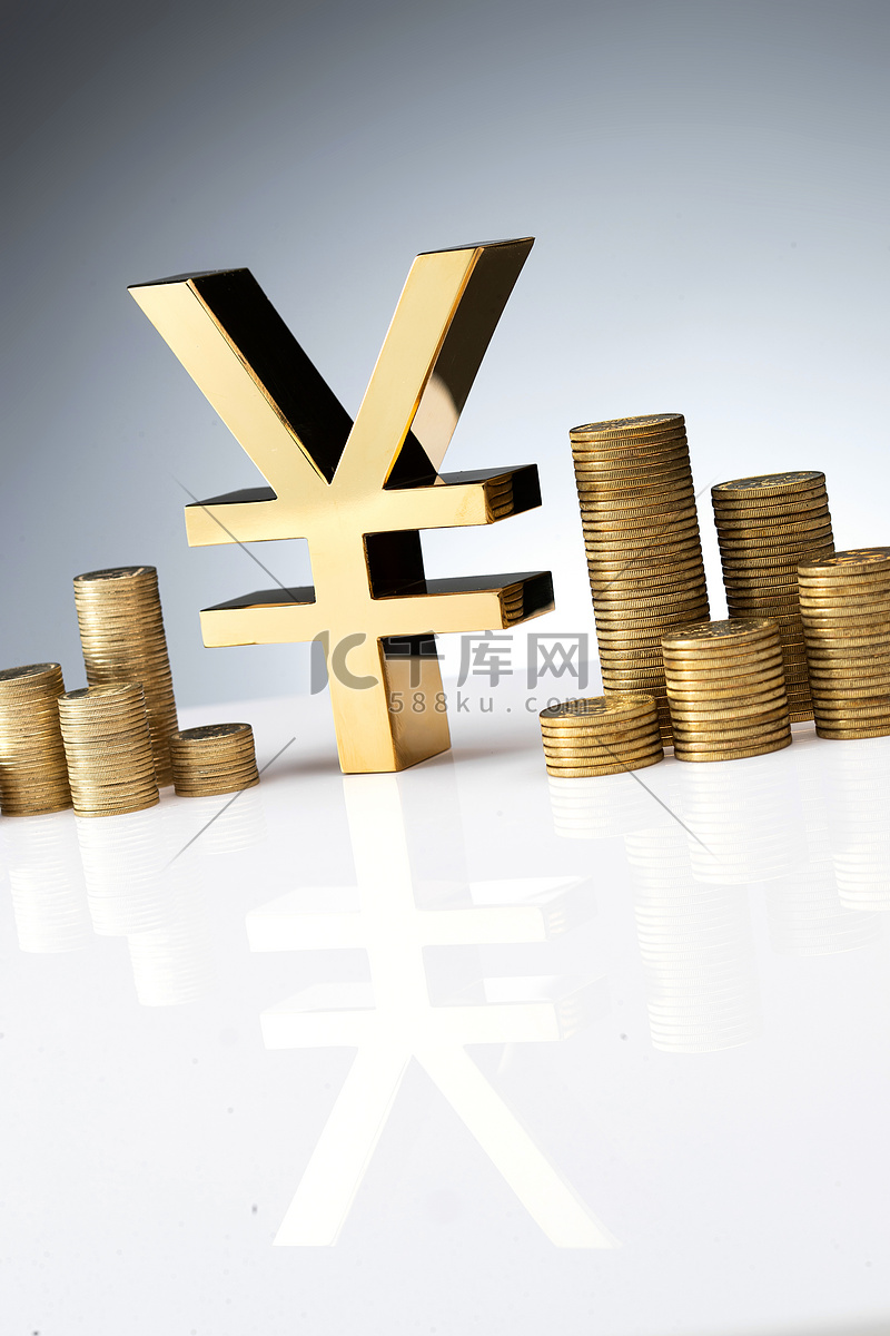 人民币符号模型和垒起的金币高清摄影大图-千库网