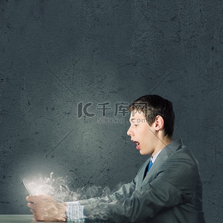 互联网通讯。高清摄影大图-千库网