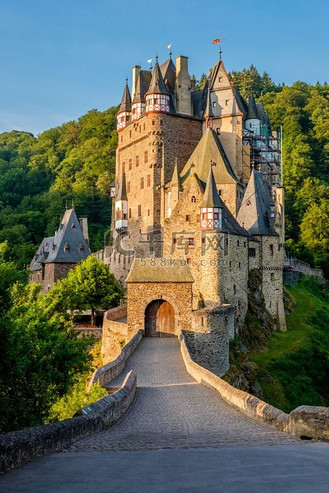 德国建筑风景图片素材_德国莱茵兰-普法尔茨州的 burg eltz 城堡.
