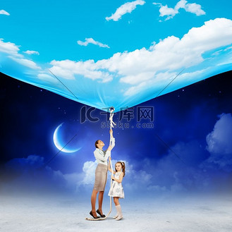 个人vip和企业vip免费下载摄影图家庭拉横幅卡通人物素材个人vip和