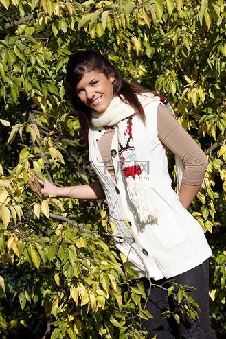 简体中文标题女性秋季服装