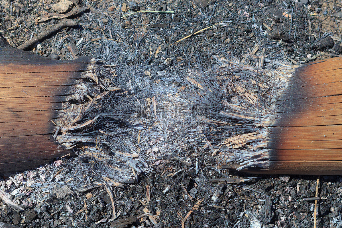 燃烧的灰烬高清摄影大图-千库网