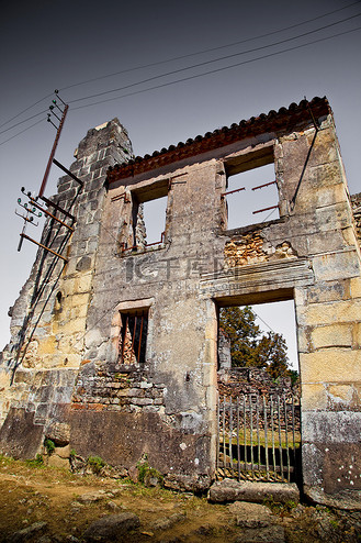 被摧毁的城市图片素材_被轰炸摧毁的房屋废墟