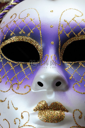 孤立的假面舞会面具