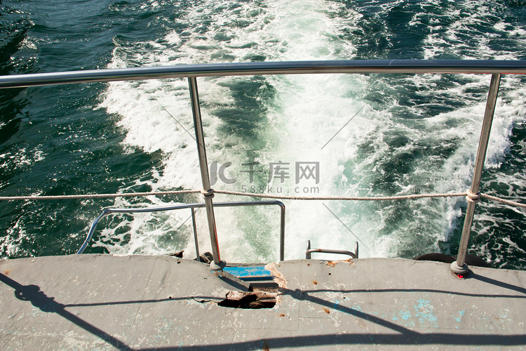 船尾。高清摄影大图千库网