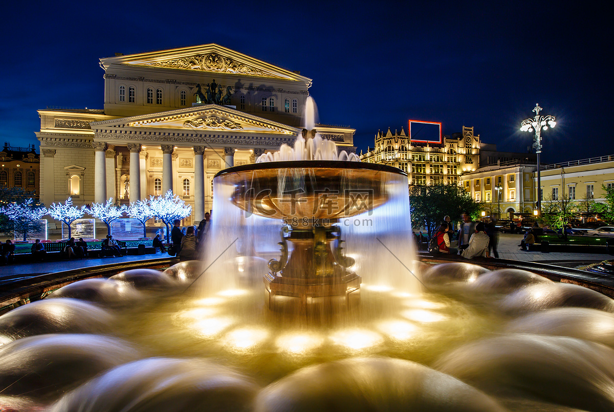夜间照明的喷泉和莫斯科大剧院，莫斯科，R