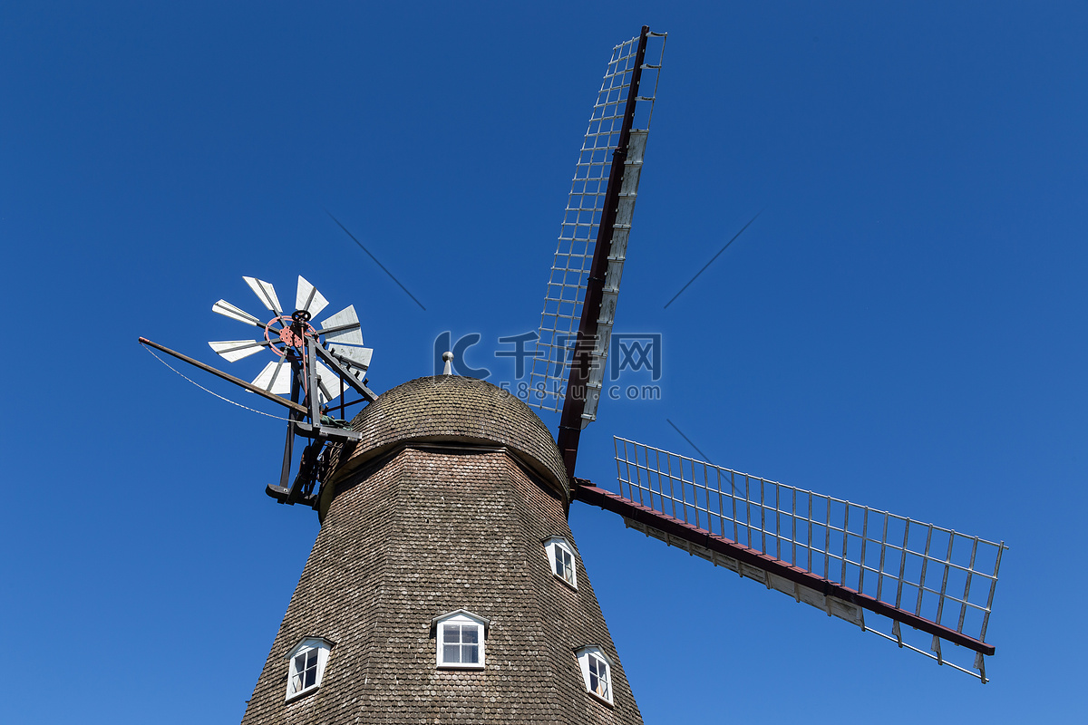 历史悠久的丹麦风车高清摄影大图-千库网