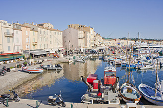 圣特罗佩 (saint tropez),蔚蓝海岸 (c00te dazur),旧港景色,渔船和