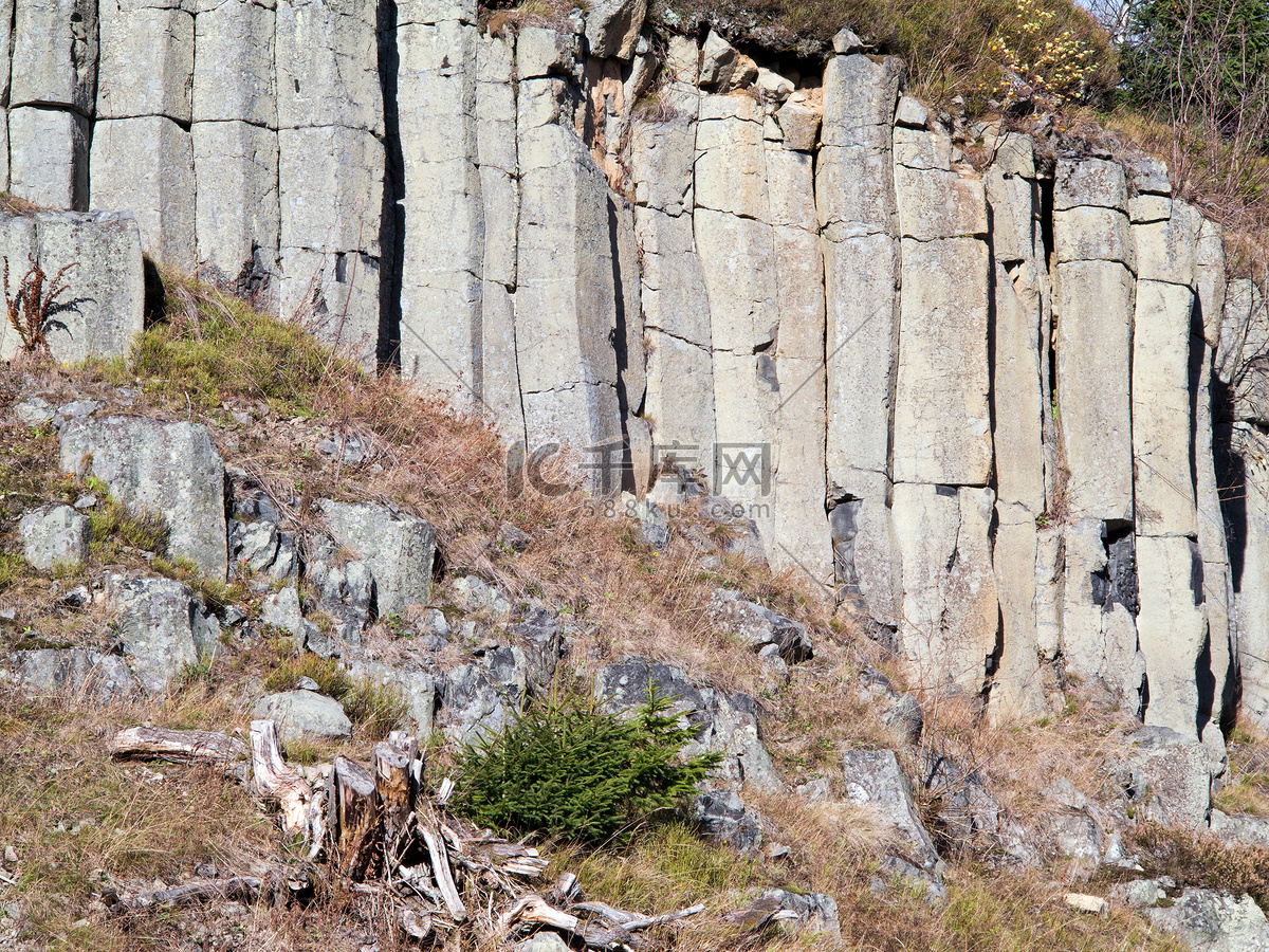 沉寂的熔岩流——玄武岩柱|画廊|中国国家地理网