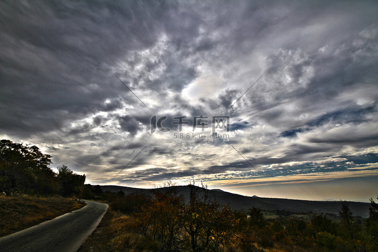 长直路高清摄影大图千库网