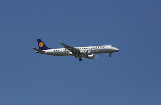 巴西航空工业公司 erj-195