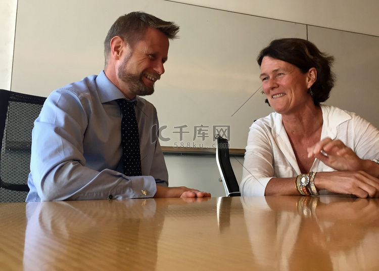 Bent Høie, Helle Aanensen高清摄影大图-千库网 Bent Høie, Helle Aanensen高清摄影大图-千库网