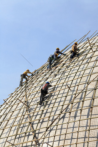 用竹子搭建脚手架