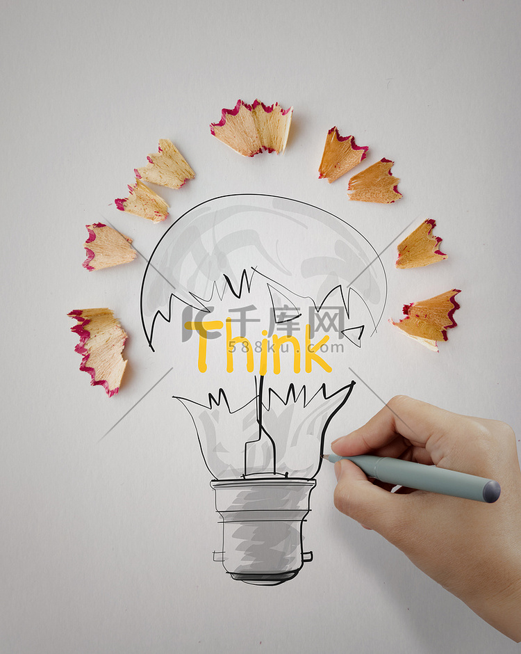 手绘灯泡字设计 THINK 用铅笔锯灰尘高清摄影大图-千库网