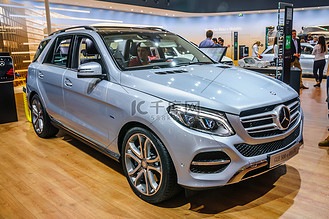 法兰克福 - 2015 年 9 月:梅赛德斯-奔驰 gle 500 e 4matic 亮相
