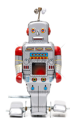 老式锡制机器人玩具