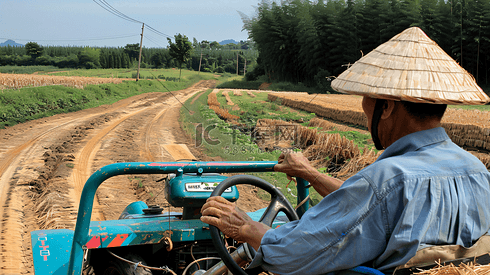 骑着三轮车的农民摄影2