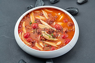 西红柿牛腩面棍汤