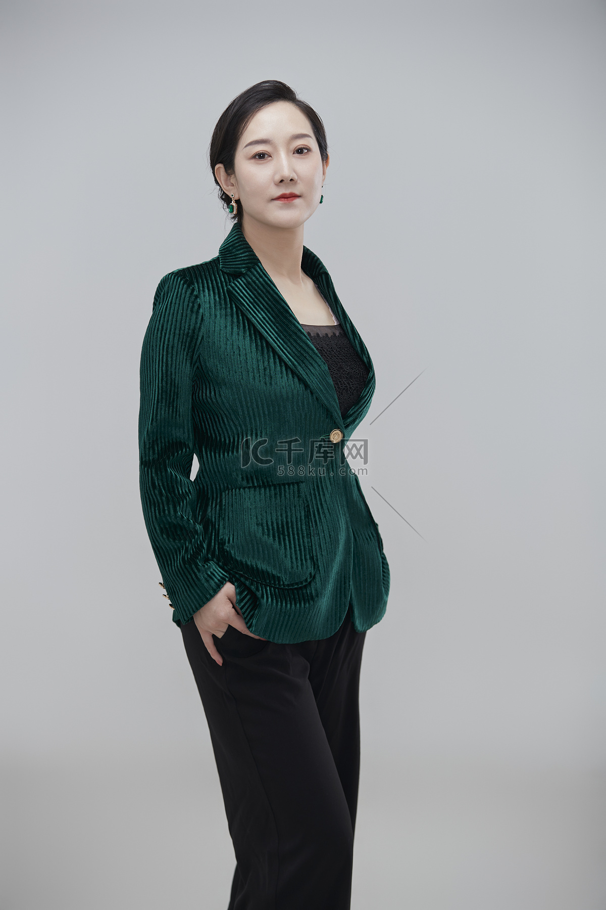 女经理 