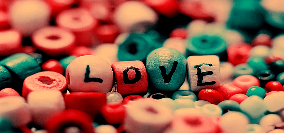 唯美手链散落珠子