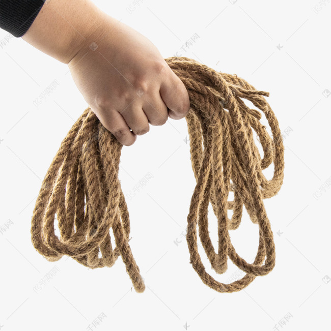 手拿麻绳捆绑工具