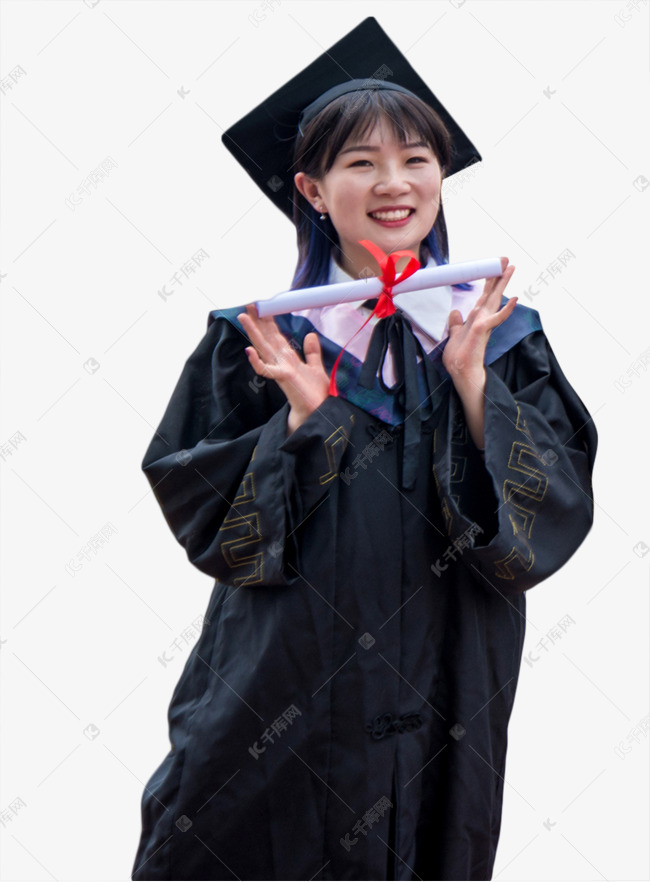 大学生学士服拿毕业证书留影