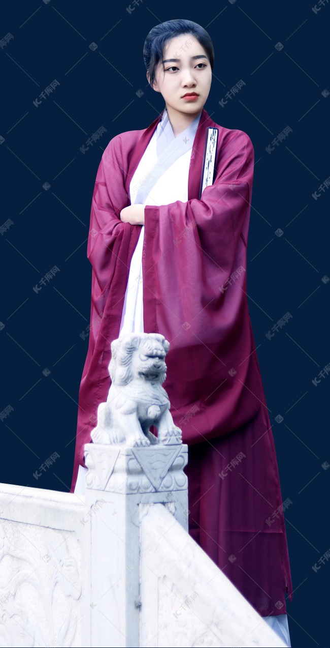 女侠古装桥上抱手