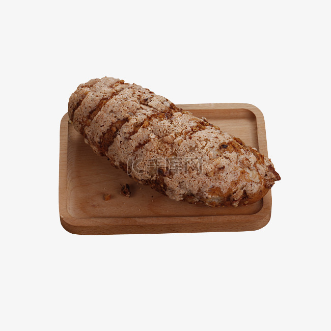 木盘子里的面包甜点