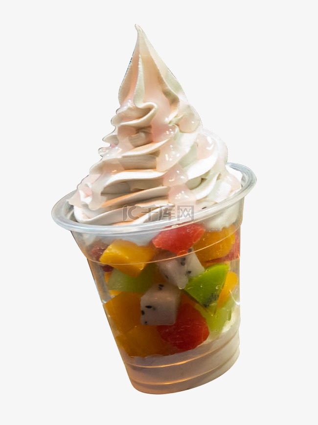 杯装水果冰淇淋