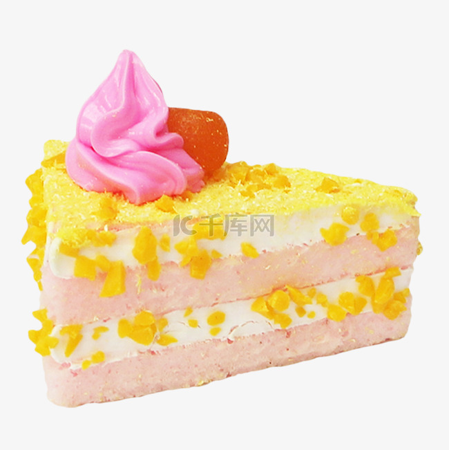 黄桃草莓慕斯蛋糕