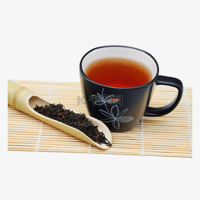 茶杯茶叶茶水