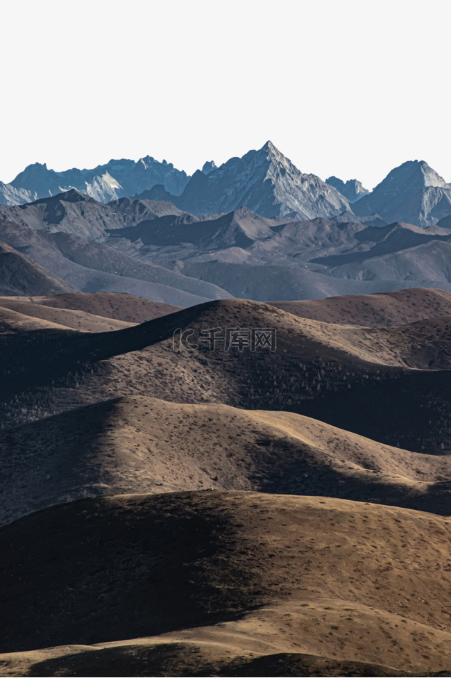 风景贡嘎群山