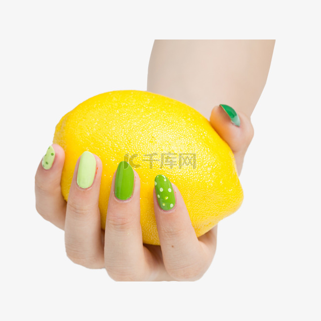 手里握着柠檬