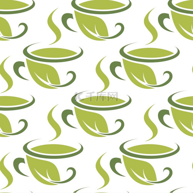 热气腾腾的新鲜绿色凉茶，呈方形