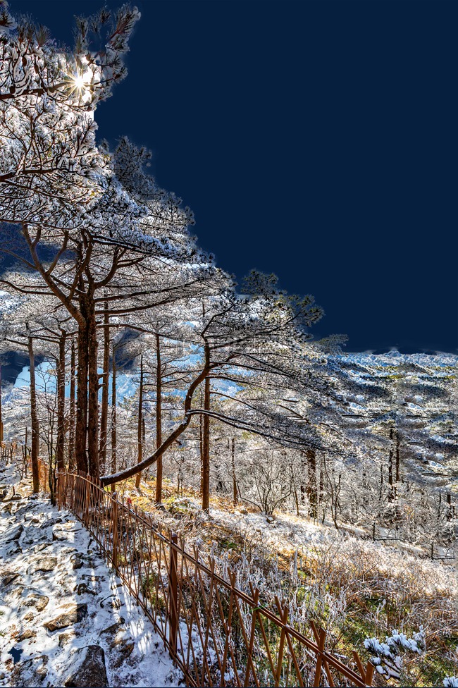 冬天山峰高山风景区