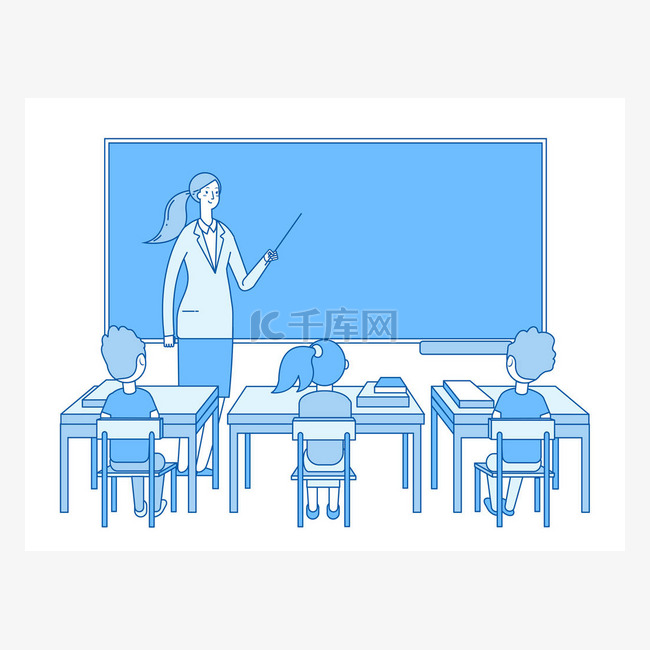 老师在教室里。年轻女子在黑板教
