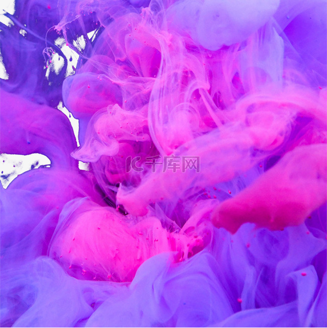 摄影图紫色七彩抽象墨水