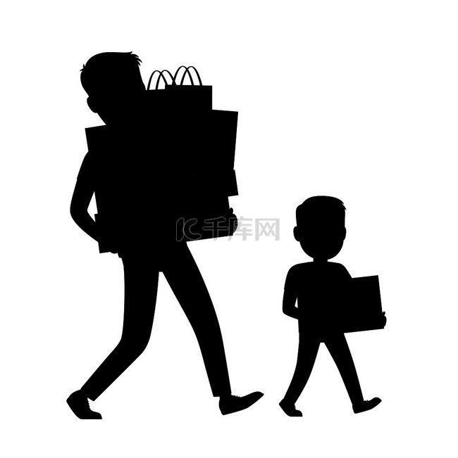父亲和儿子背着购买的剪影。