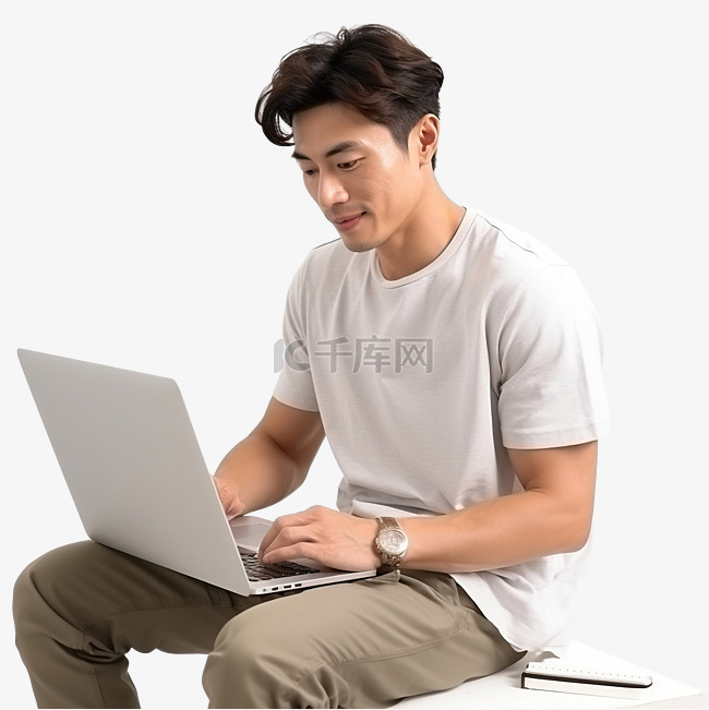 在家使用笔记本电脑工作的男士穿