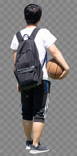 男生抱着篮球背影图片图片