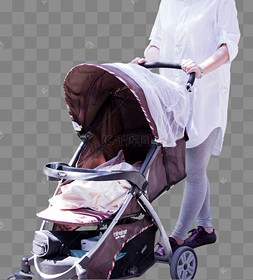 宝宝妈妈推婴儿车