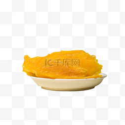 一盘黄色水果芒果干