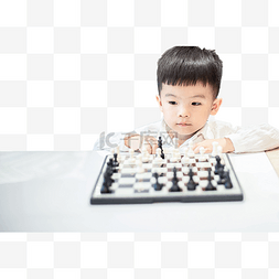 下国际象棋的孩子