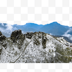 高山奇石雪景