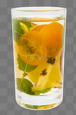 一烧杯水图片_夏季玻璃杯水果茶
