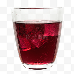 一杯冰块红酒
