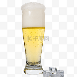好喝的啤酒图片_一杯倒满的啤酒